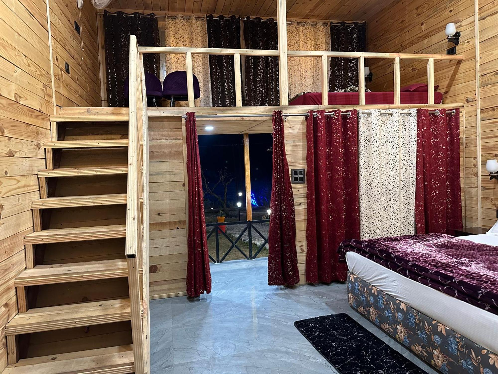 Cabana Riverside Resort - Kainchi Dham Nainital Bagian luar foto